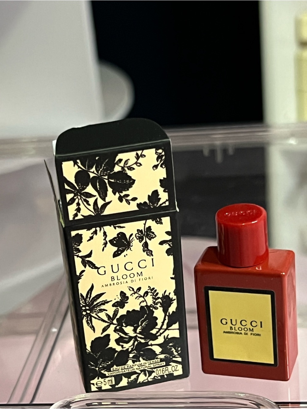 Gucci Flora Perfume Miniatura - Picture 5 of 11